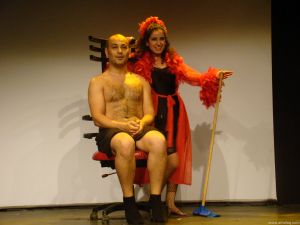 من مسرحية "مثل الكذب"